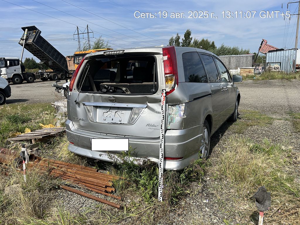 Фото Nissan Presage 2