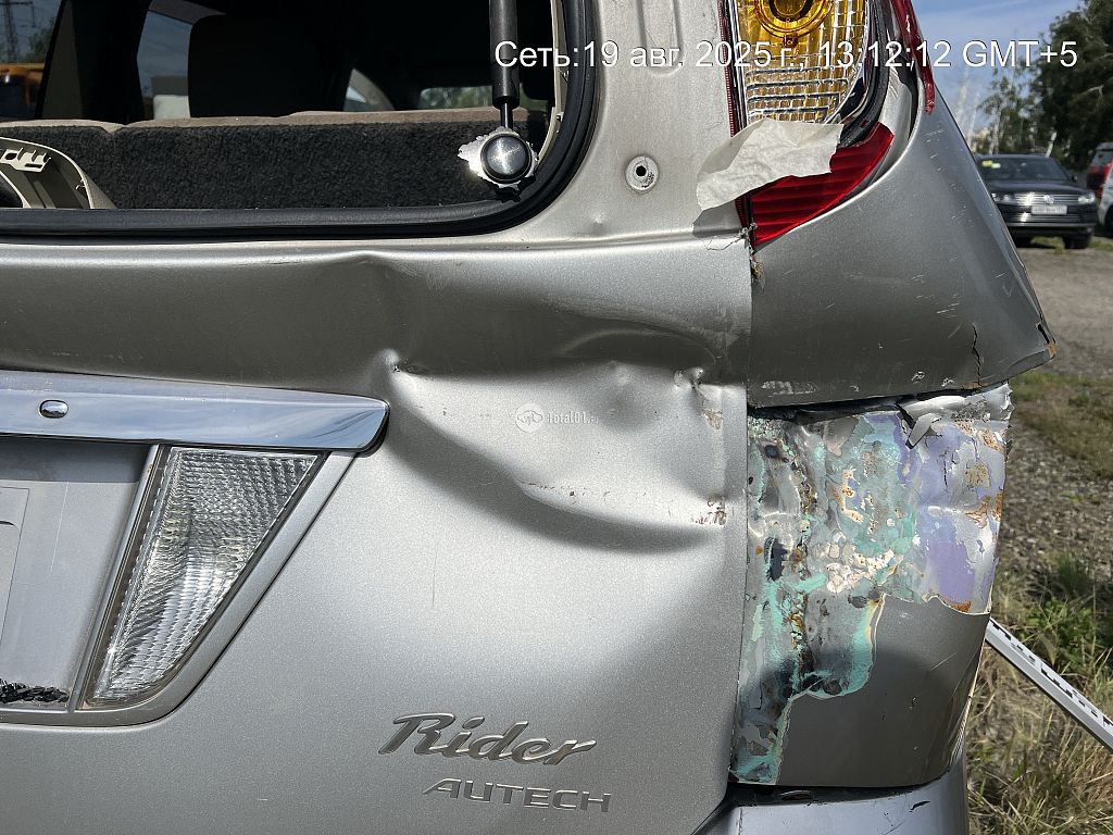 Фото Nissan Presage 14