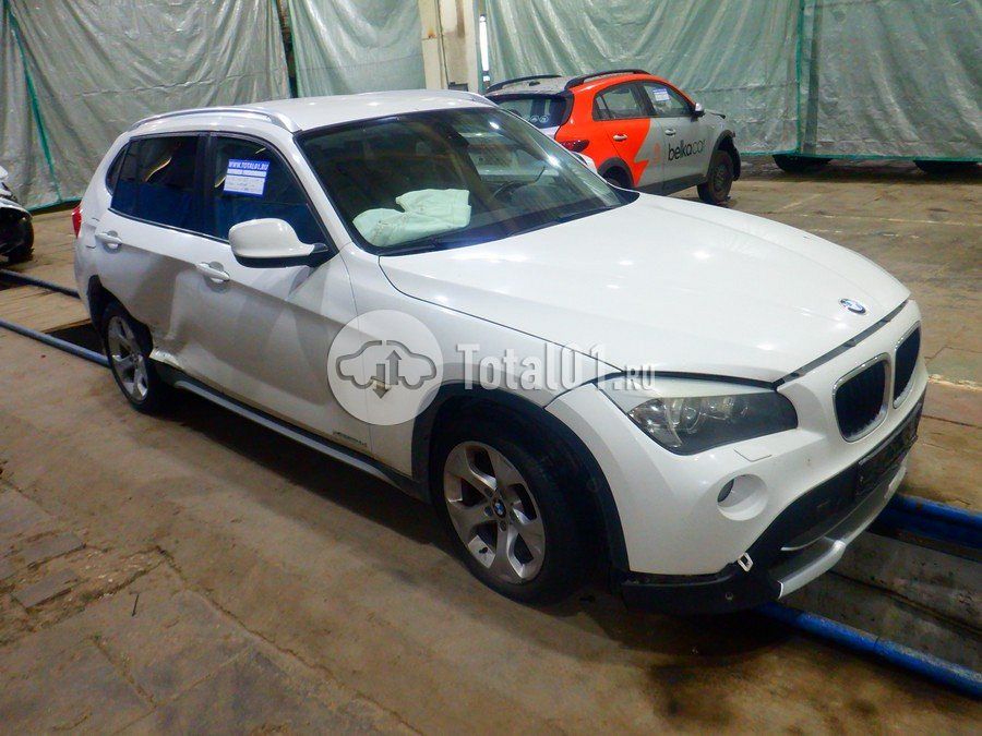 Фото BMW X1 10