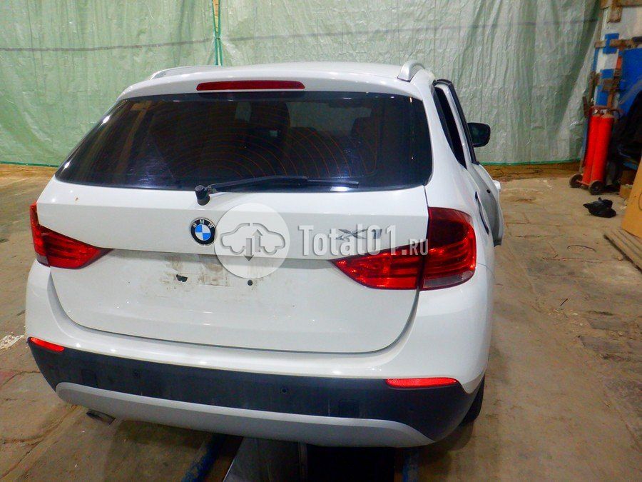 Фото BMW X1 12