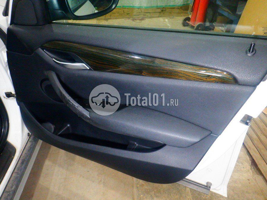 Фото BMW X1 20