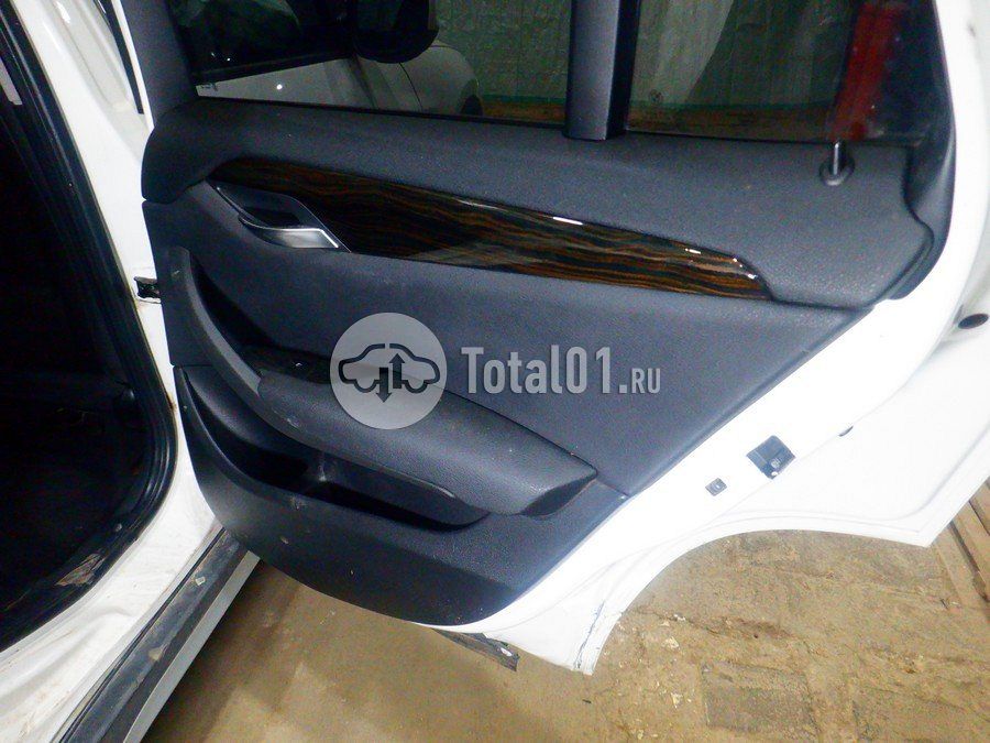 Фото BMW X1 50