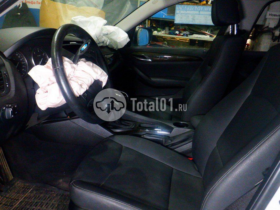 Фото BMW X1 90