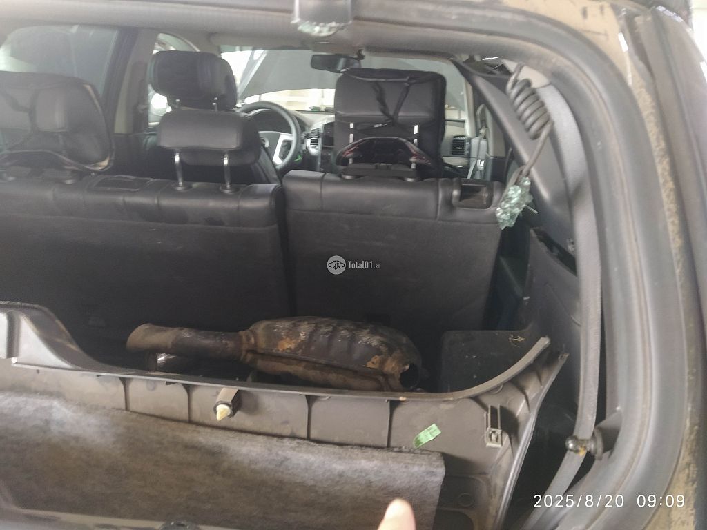 Фото Chevrolet Captiva 14