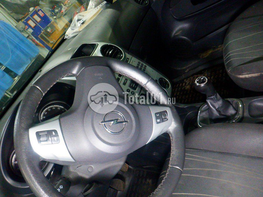 Фото Opel Corsa 70