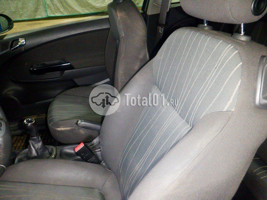 Фото Opel Corsa 76