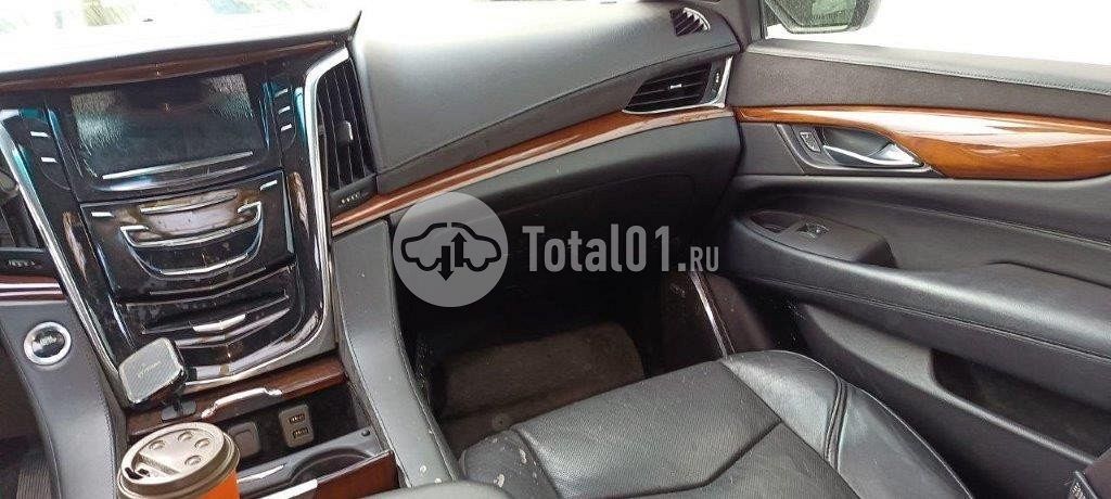 Фото Cadillac Escalade 458