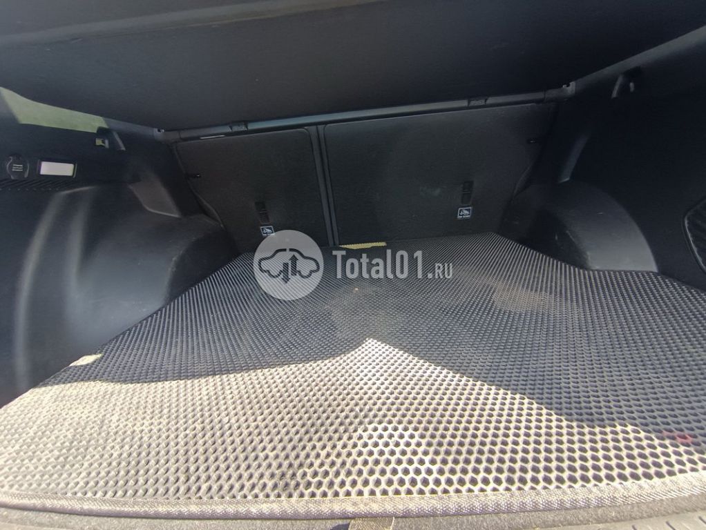 Фото Geely Monjaro 102