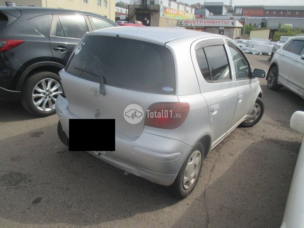 Фото Toyota Vitz 6