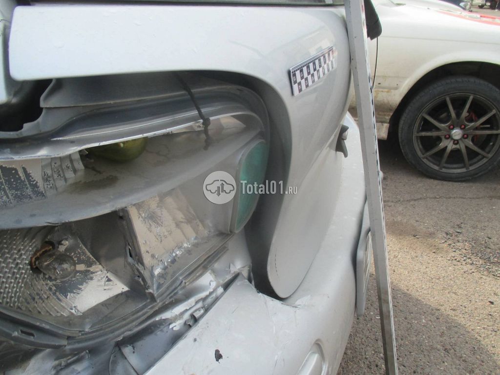 Фото Toyota Vitz 14