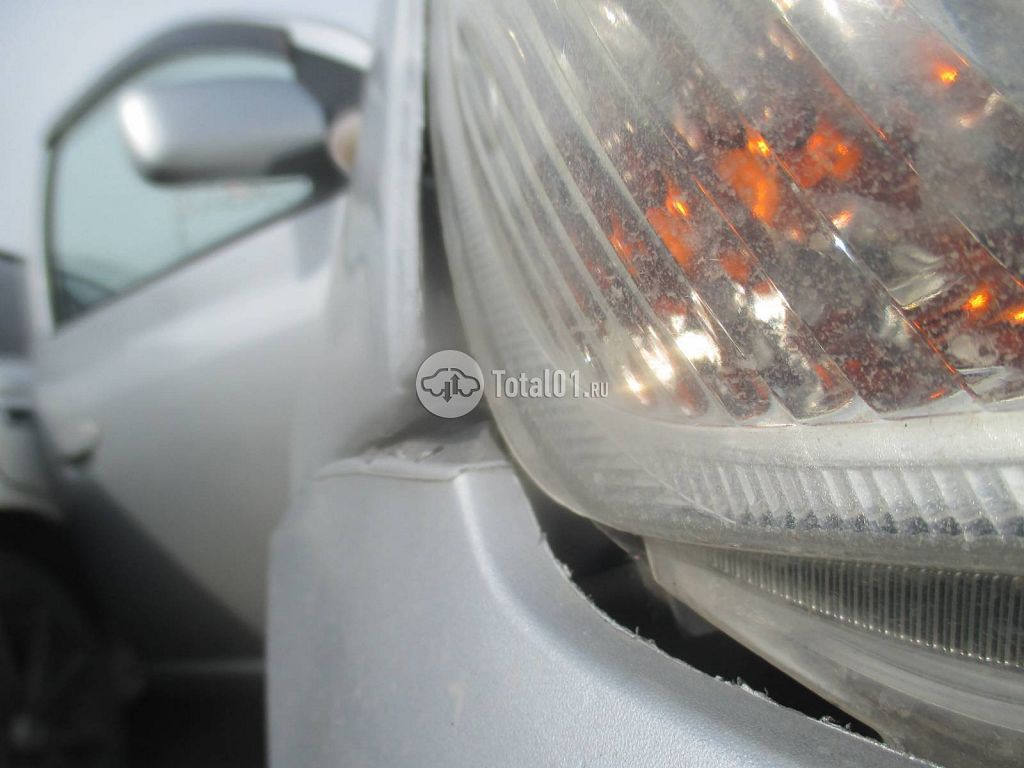 Фото Toyota Vitz 68