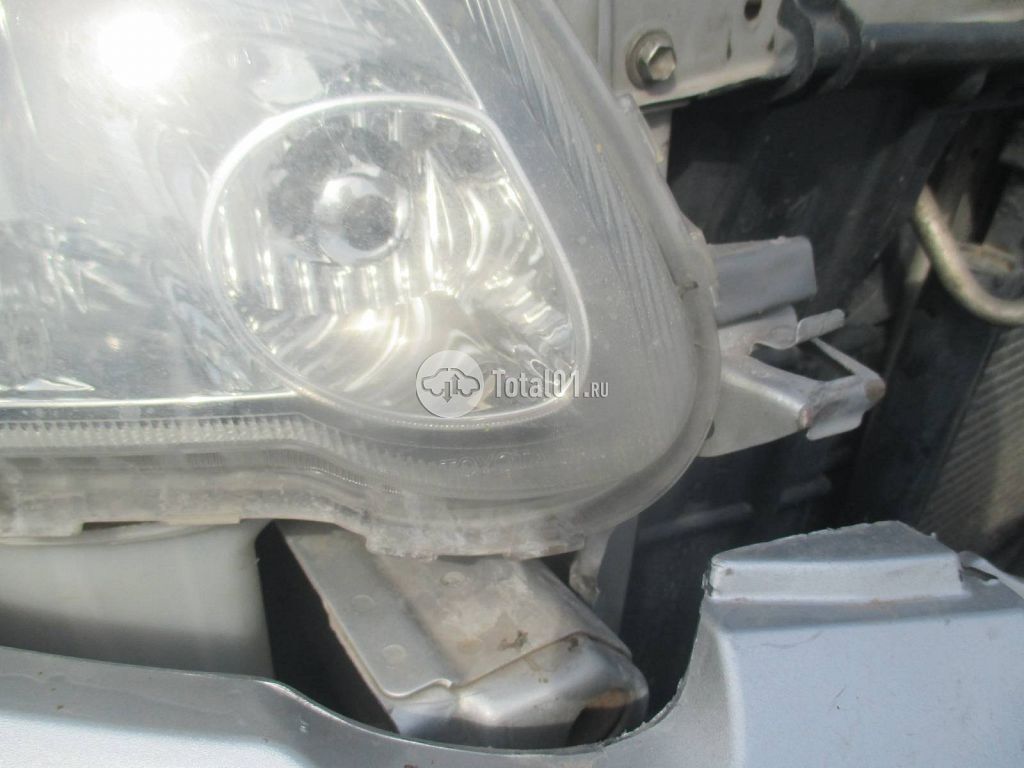 Фото Toyota Vitz 84