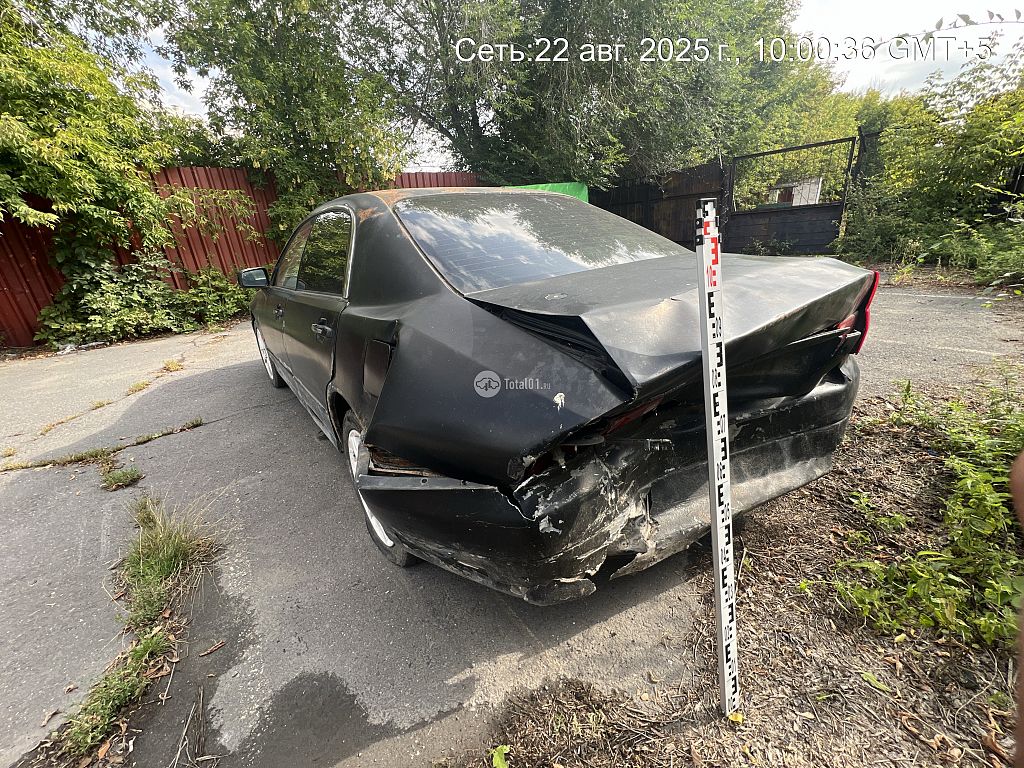 Фото Mitsubishi Diamante 8