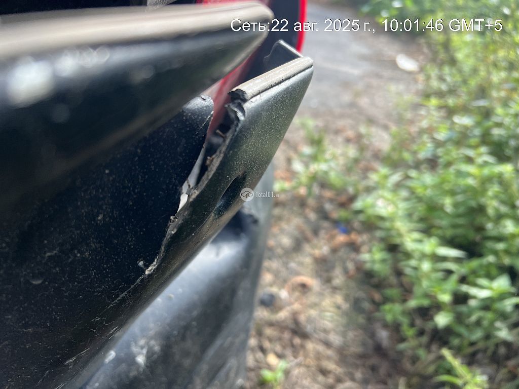 Фото Mitsubishi Diamante 80