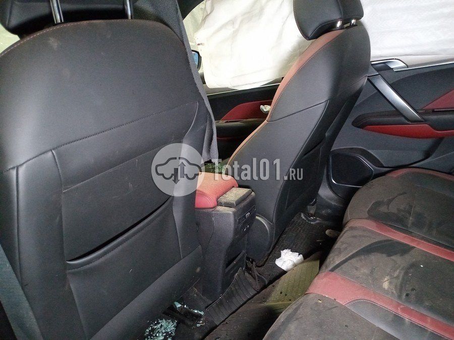 Фото Geely Coolray 62