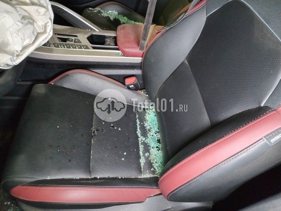 Фото Geely Coolray 80