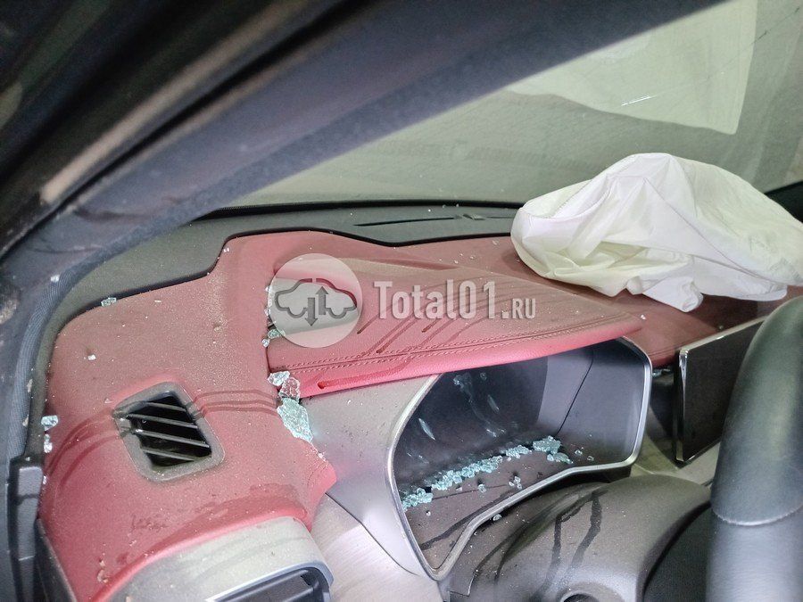 Фото Geely Coolray 88
