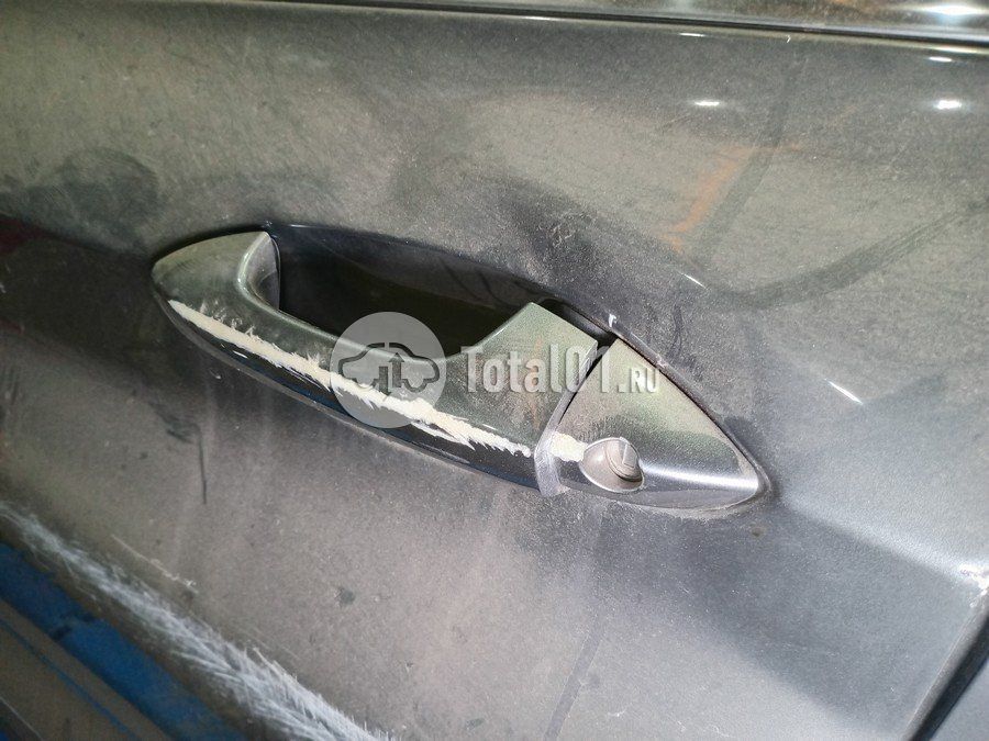 Фото Geely Coolray 186