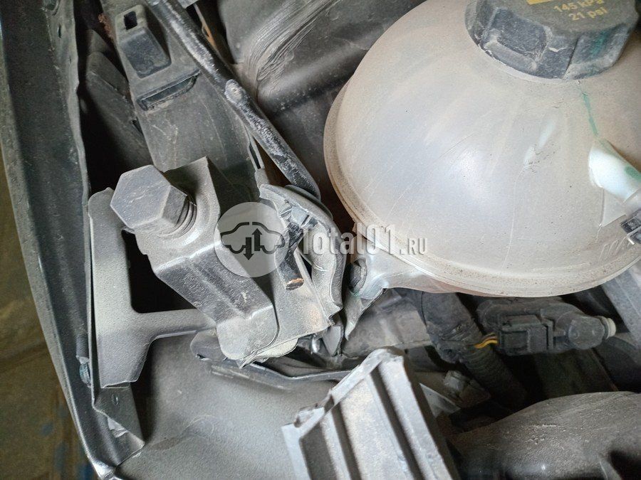 Фото Geely Coolray 272