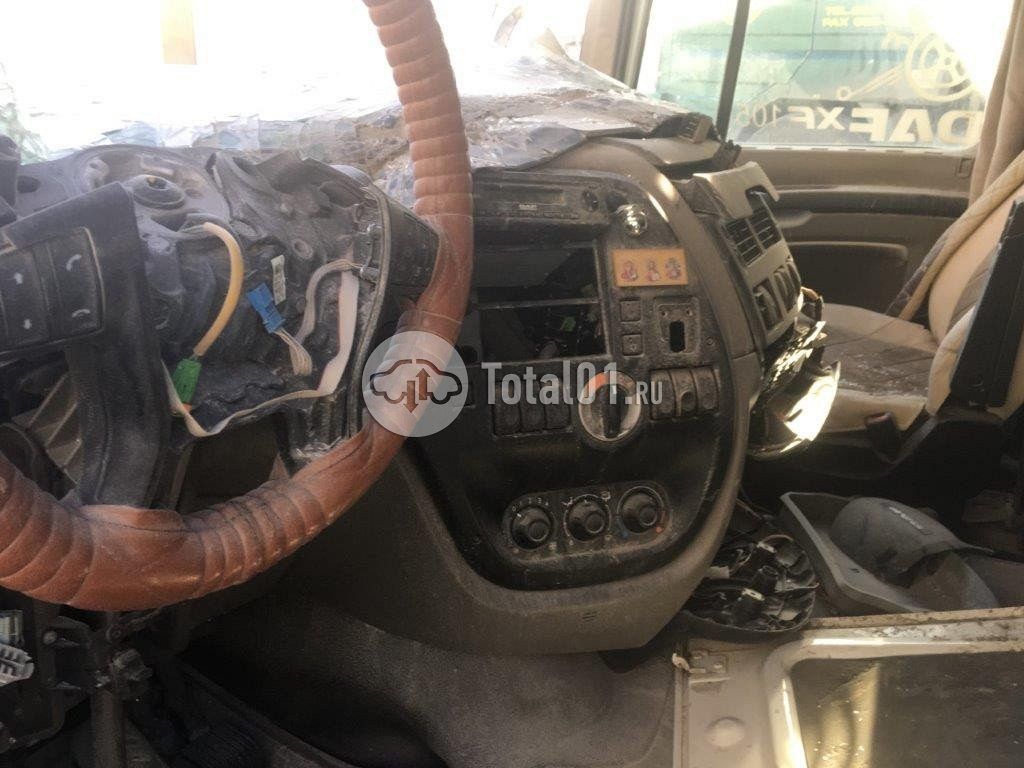 Фото DAF FT XF105 460 270