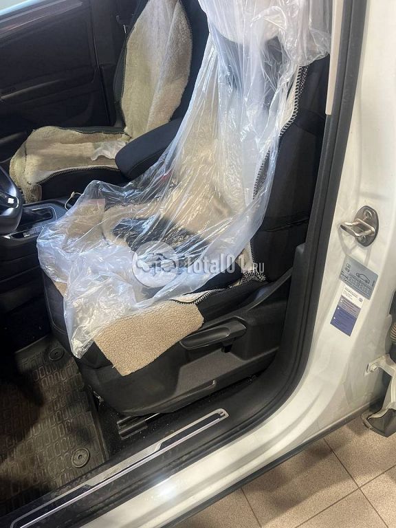 Фото Volkswagen Tiguan 560