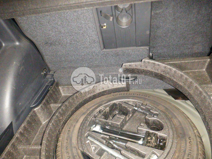 Фото Volkswagen Golf Plus 50