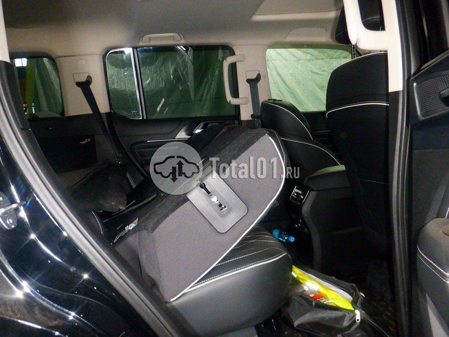 Фото GWM Tank 300 40