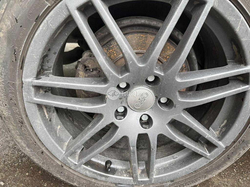 Фото Audi A4 102