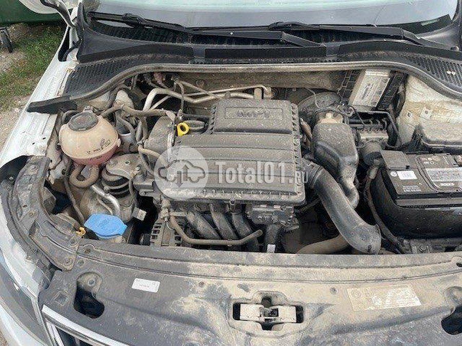 Фото Skoda Rapid 34