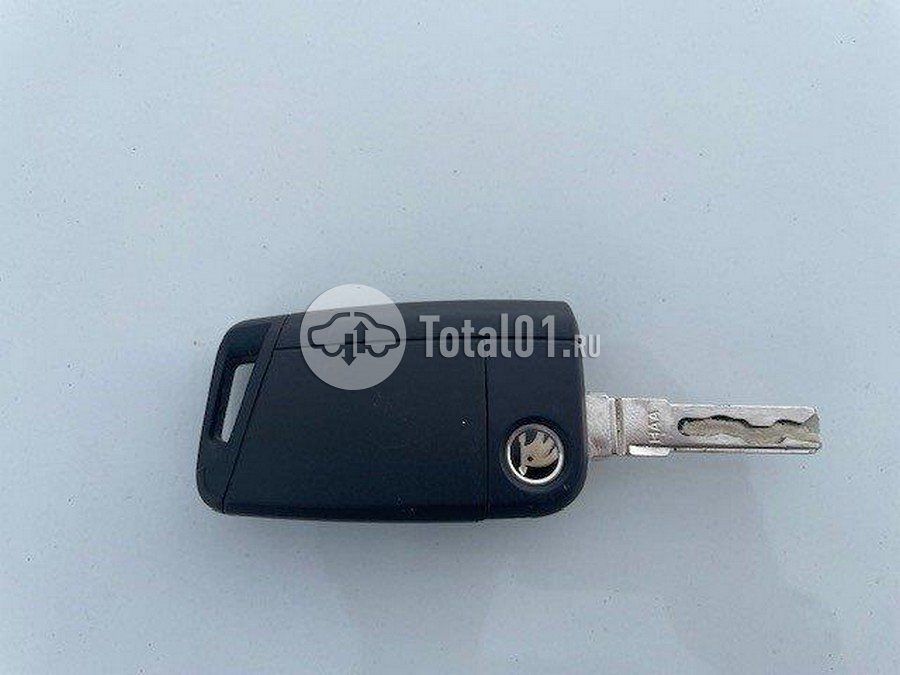 Фото Skoda Rapid 46