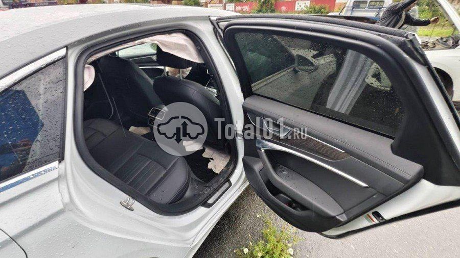 Фото Audi A6 56