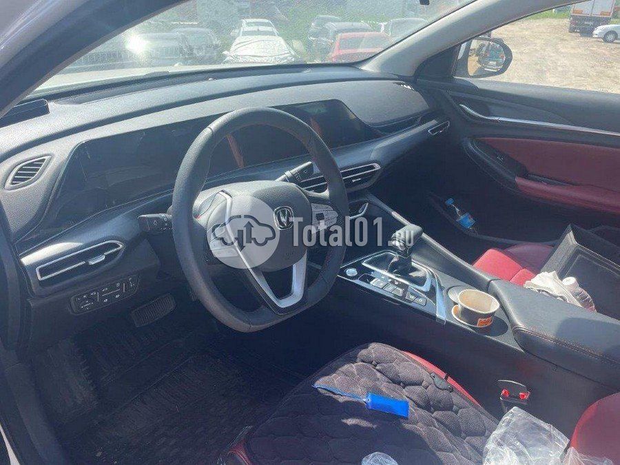 Фото Changan EADO PLUS 10