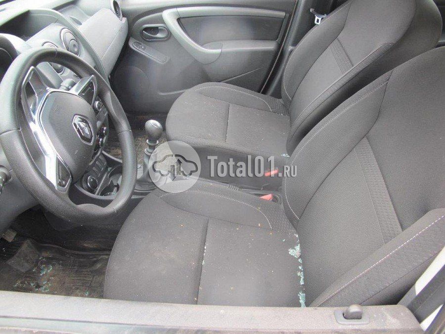 Фото Renault Duster 16
