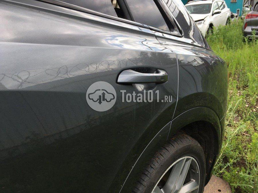 Фото Audi Q8 52