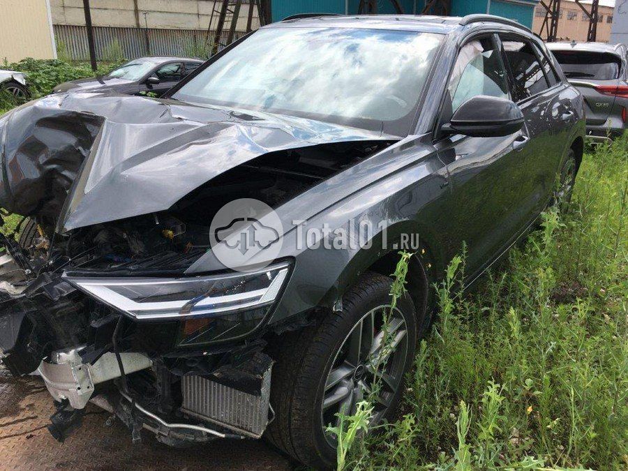 Фото Audi Q8 84