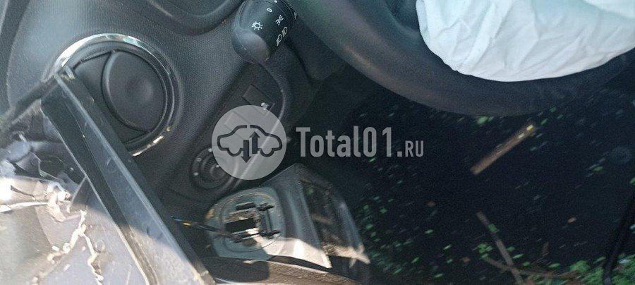 Фото Renault Logan 122