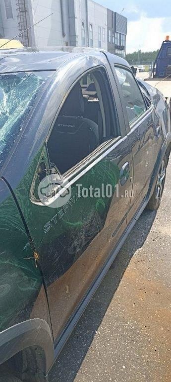 Фото Renault Logan 124