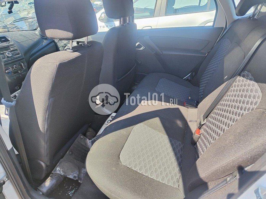 Фото ВАЗ (LADA) Granta 32