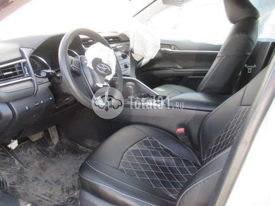 Фото Toyota Camry 28