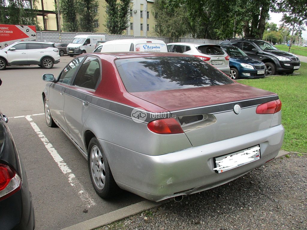 Фото Alfa Romeo 166 6