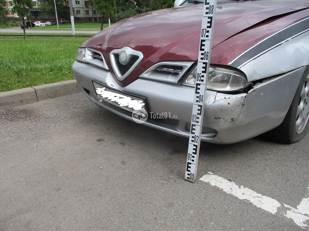 Фото Alfa Romeo 166 12