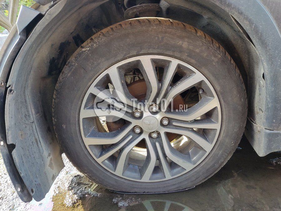 Фото Mitsubishi Outlander 98