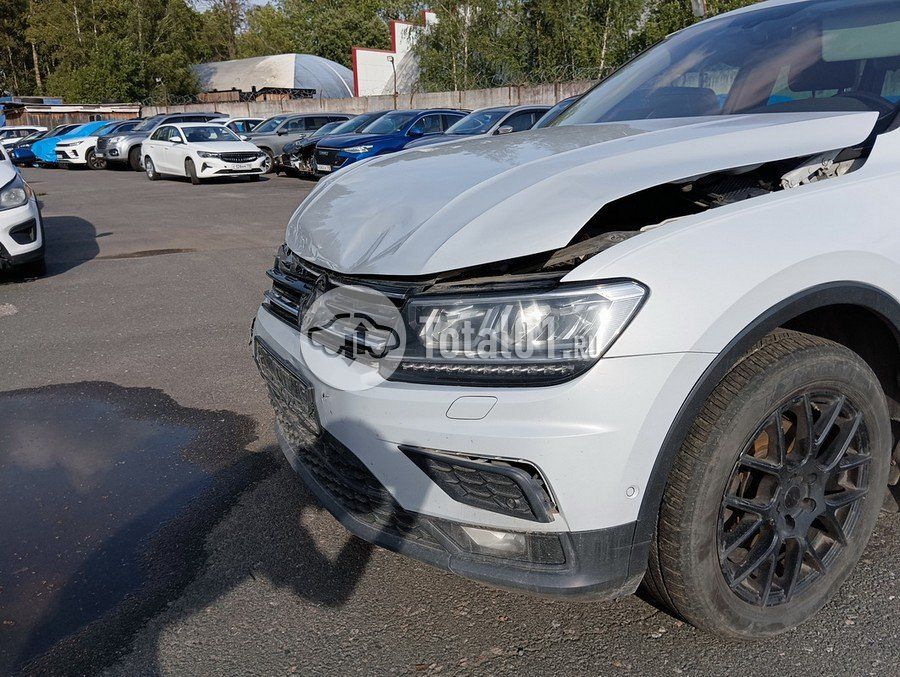 Фото Volkswagen Tiguan 38