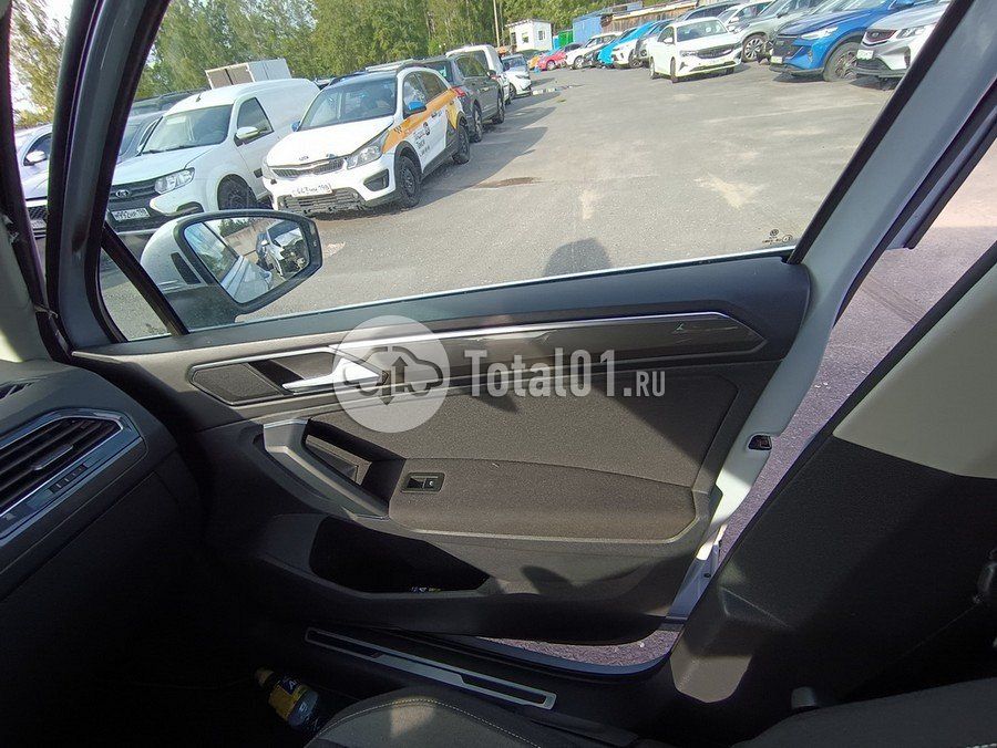 Фото Volkswagen Tiguan 108