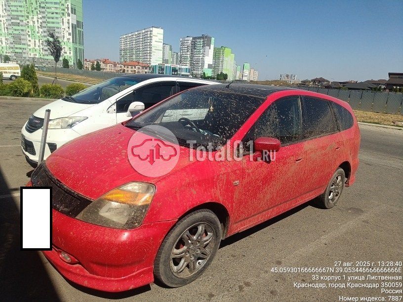 Фото Honda Stream 6