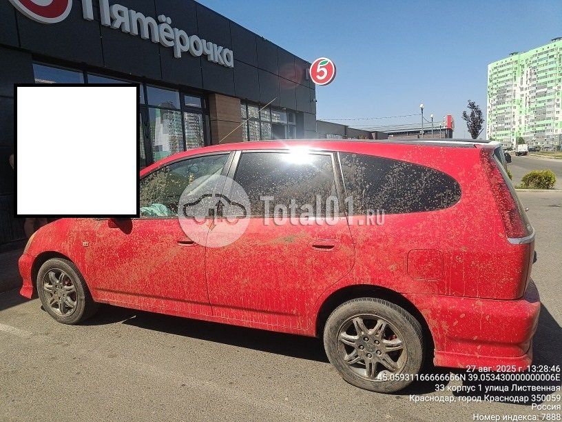 Фото Honda Stream 8