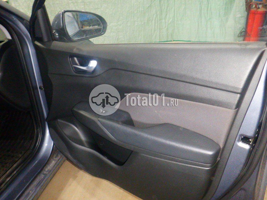 Фото Hyundai Solaris 20