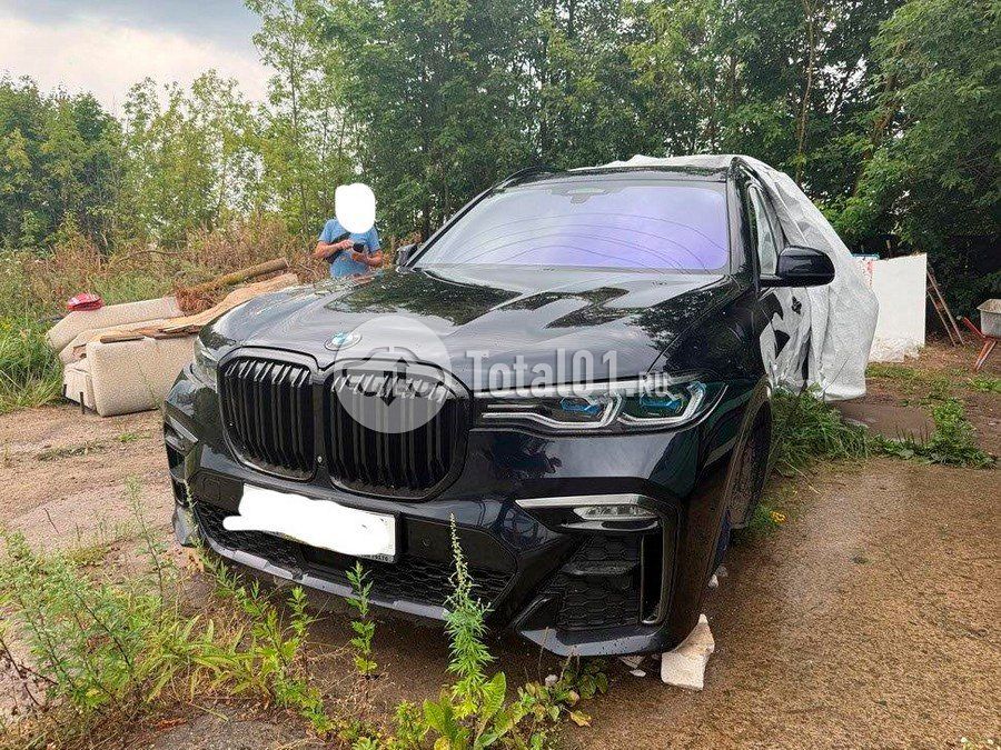 Фото BMW X7 2