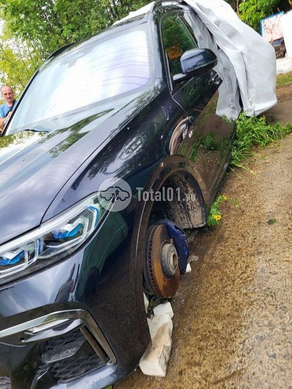 Фото BMW X7 32