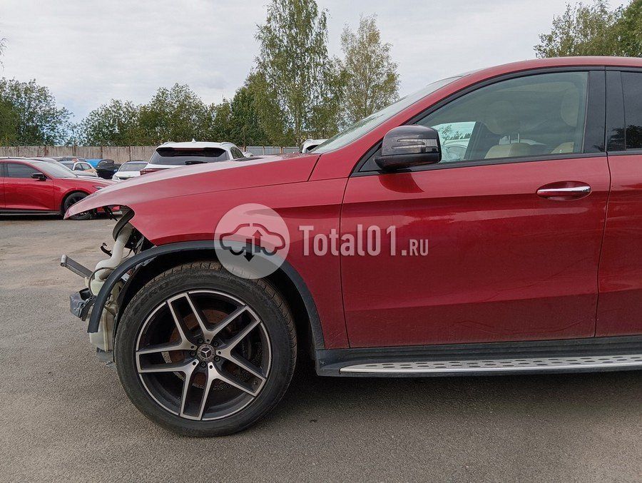 Фото Mercedes-Benz GLE-класс 12